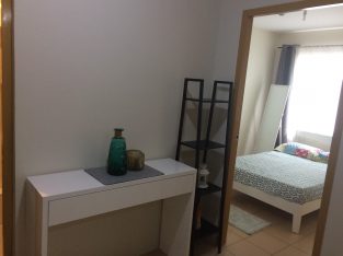 2 Bedroom with parking lot & laundry cubicle