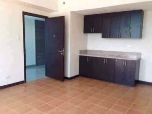 1Bedroom Condo in Makati near BGC Ayala & MOA