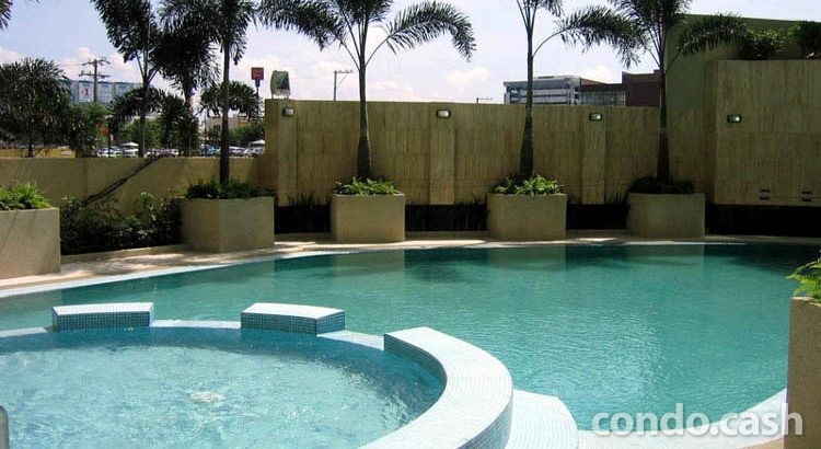 Fully Furnished 3 Bedroom Condo For Rent