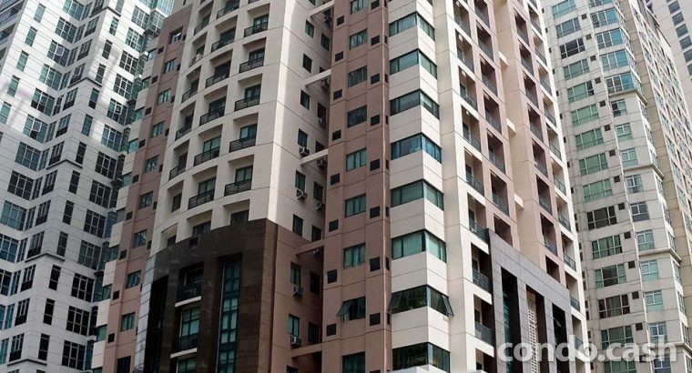 Fully Furnished 3 Bedroom Condo For Rent